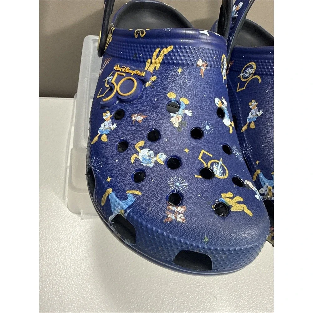 Disney World Disney Parks Crocs 50TH Anniversary Mens 6 Womens‎ 8